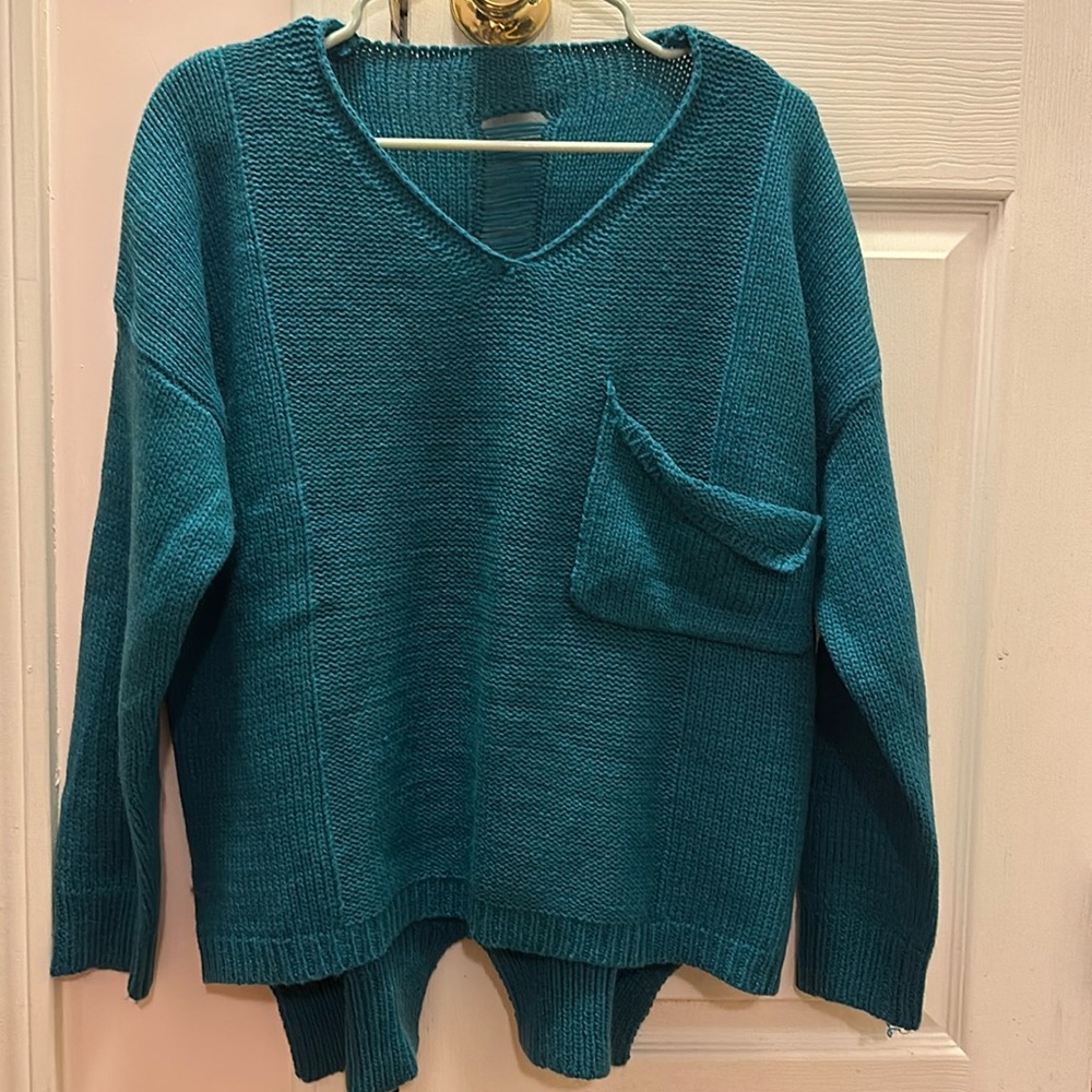 V neck sweater unique pattern